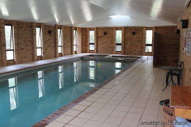 North Parkes Motel Kültér fotó